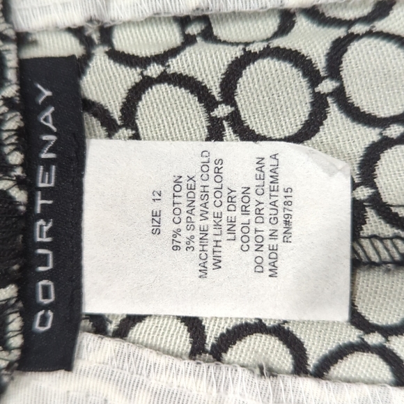 Courtenay Shorts black and white size 12 - Picture 2 of 3